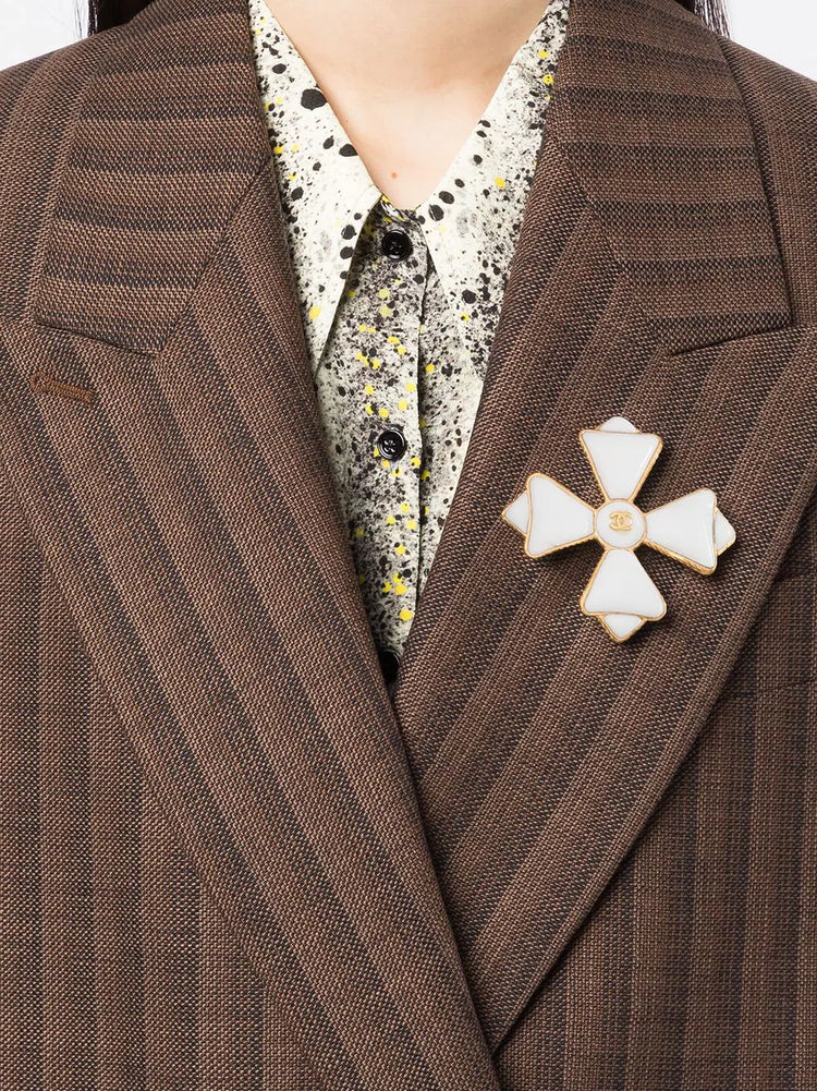 White Maltese Cross Brooch - Replica Handbags