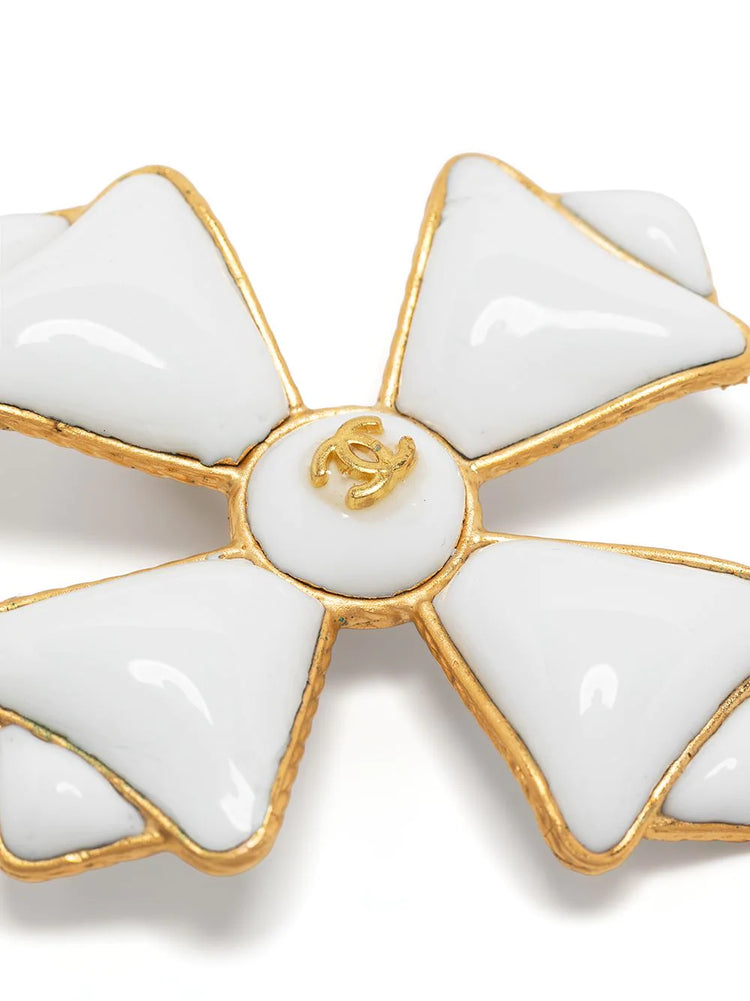 White Maltese Cross Brooch -  Replica Handbags
