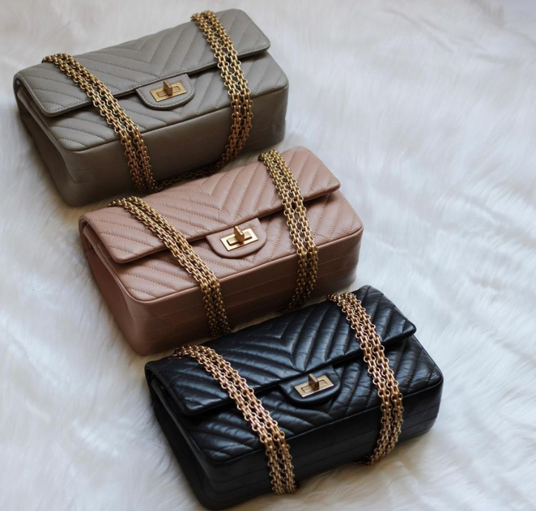 chanel reissue bag size comparison